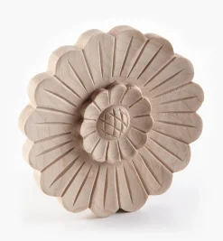 Lee Valley 3 7/8" Hand-Carved Round Appliqué