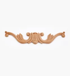 Lee Valley 12" Hand-Carved Horizontal Appliqué