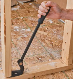 Lee Valley 16" Swivel-Foot Pry Bar