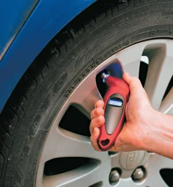 Lee Valley 0 To 100 Psi Digital Tire-Pressure Gauge