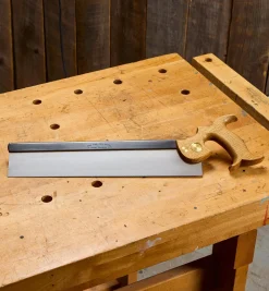 Lee Valley Bad Axe Bayonet Precision Carcass Saw