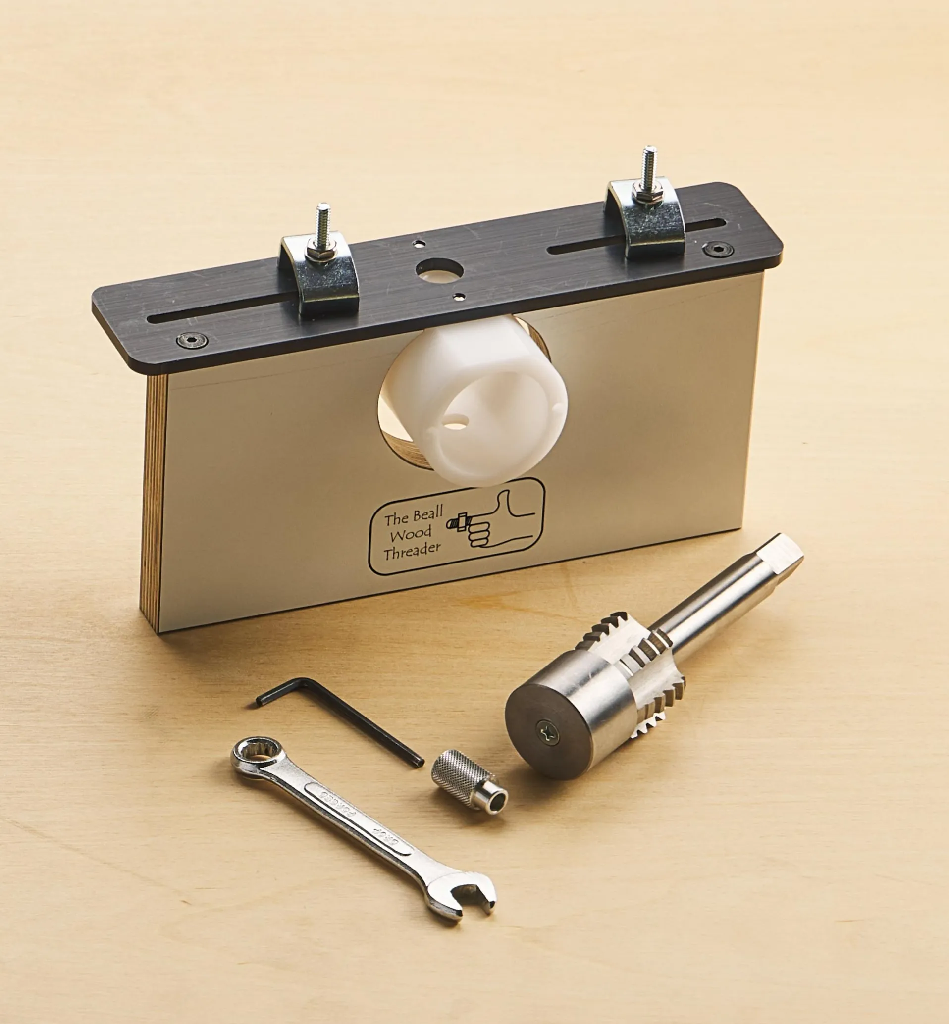 Lee Valley Beall 1 1/2" Wood Threader Kit
