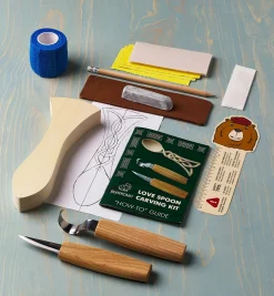 Lee Valley BeaverCraft Celtic-Style Lovespoon Carving Kit