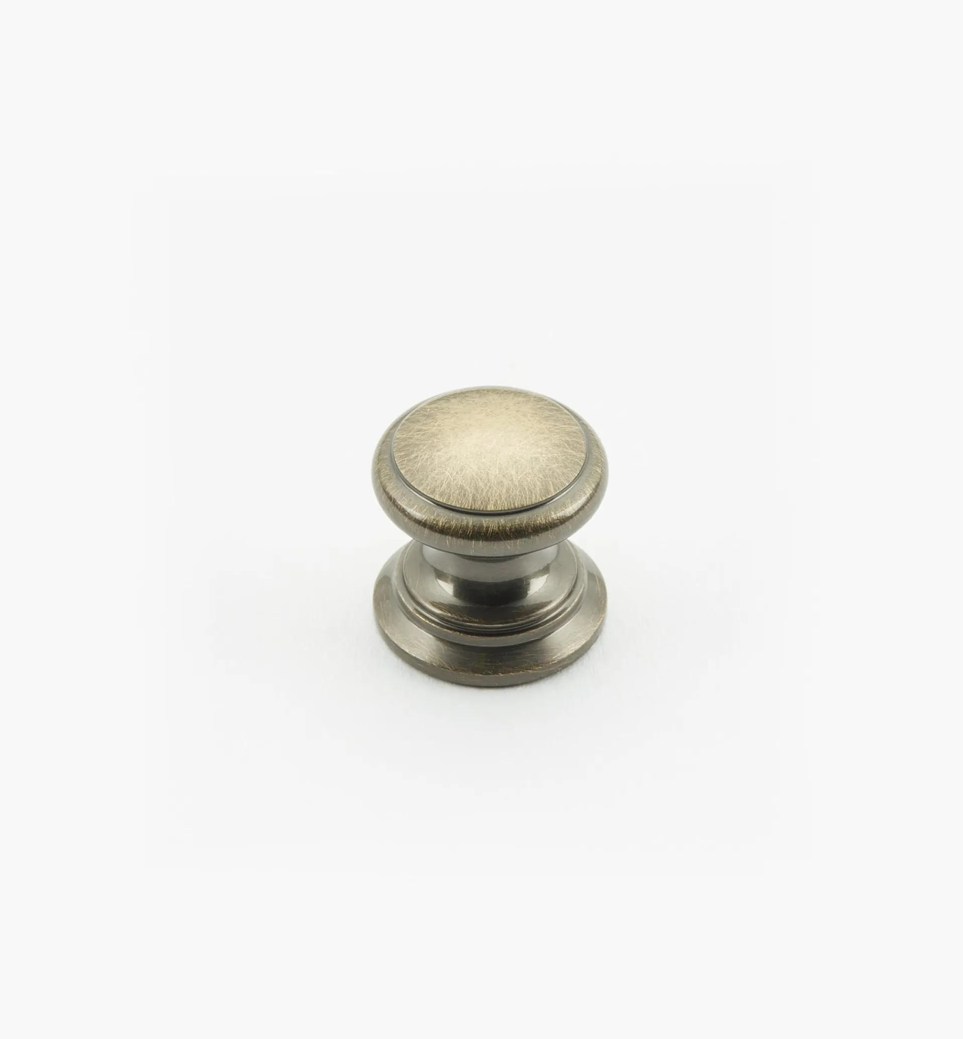 Lee Valley Bevelled Brass Round Knobs