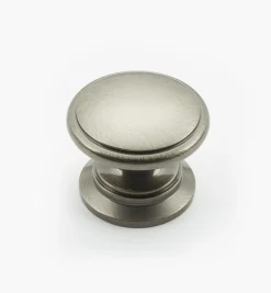 Lee Valley Bevelled Brass Round Knobs