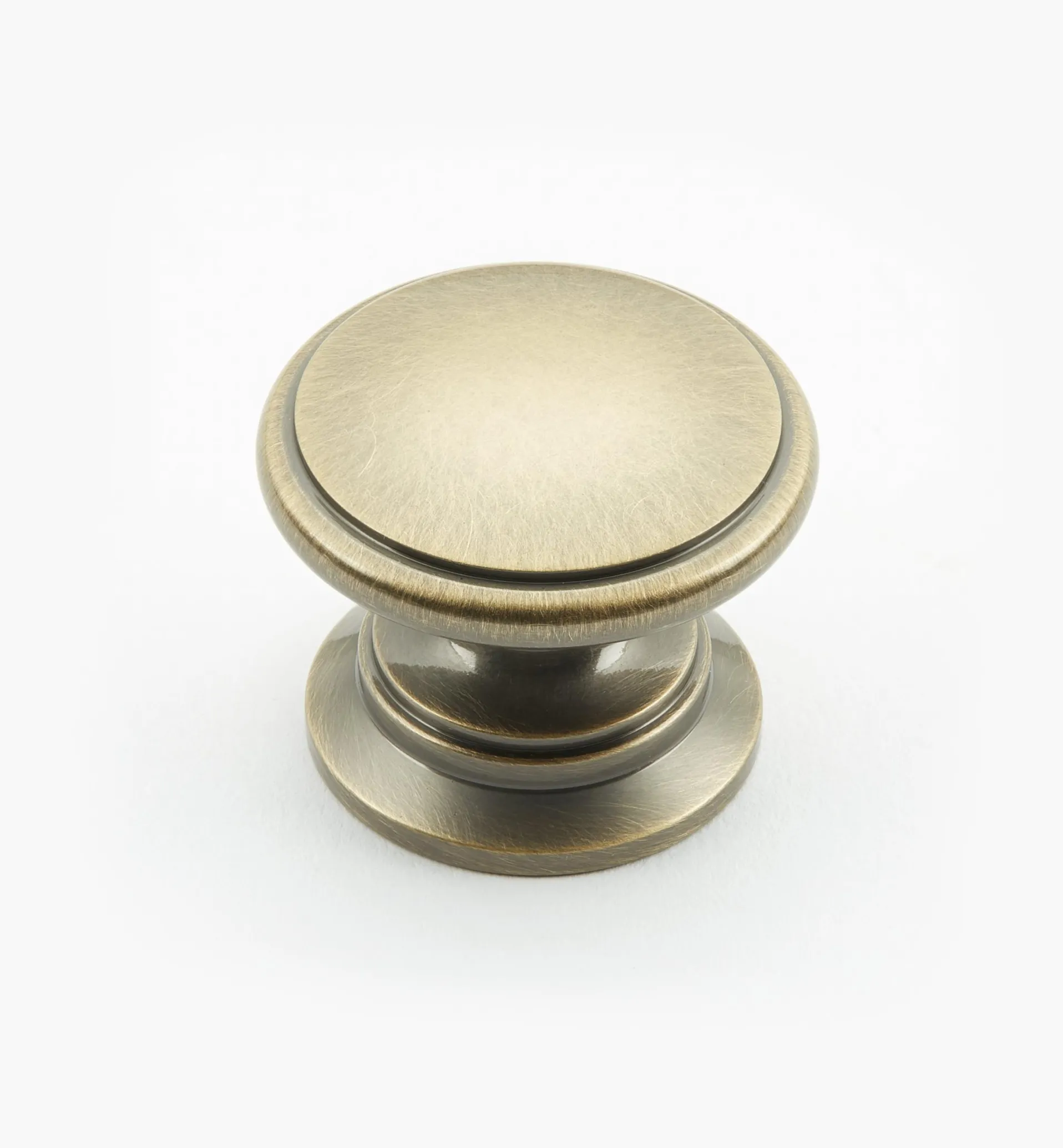 Lee Valley Bevelled Brass Round Knobs