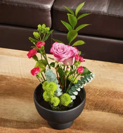 Lee Valley Blue Ribbon Flower Holder