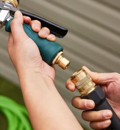 Lee Valley Brass Female Hose-End Water-Stop Coupler