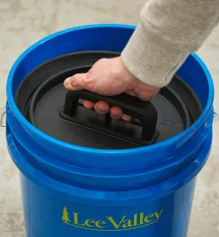 Lee Valley Bucket Lid Insert