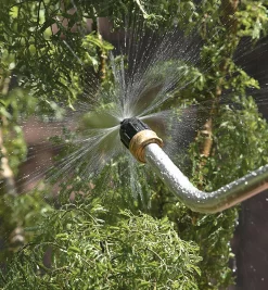 Lee Valley Bug Blaster & Water Wand