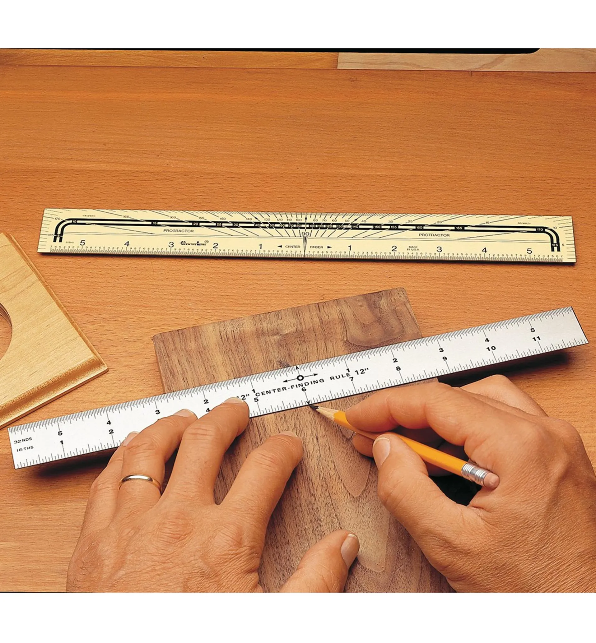 Lee Valley Center-Finding Rule