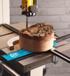 Lee Valley Circle-Cutting Jig With Support