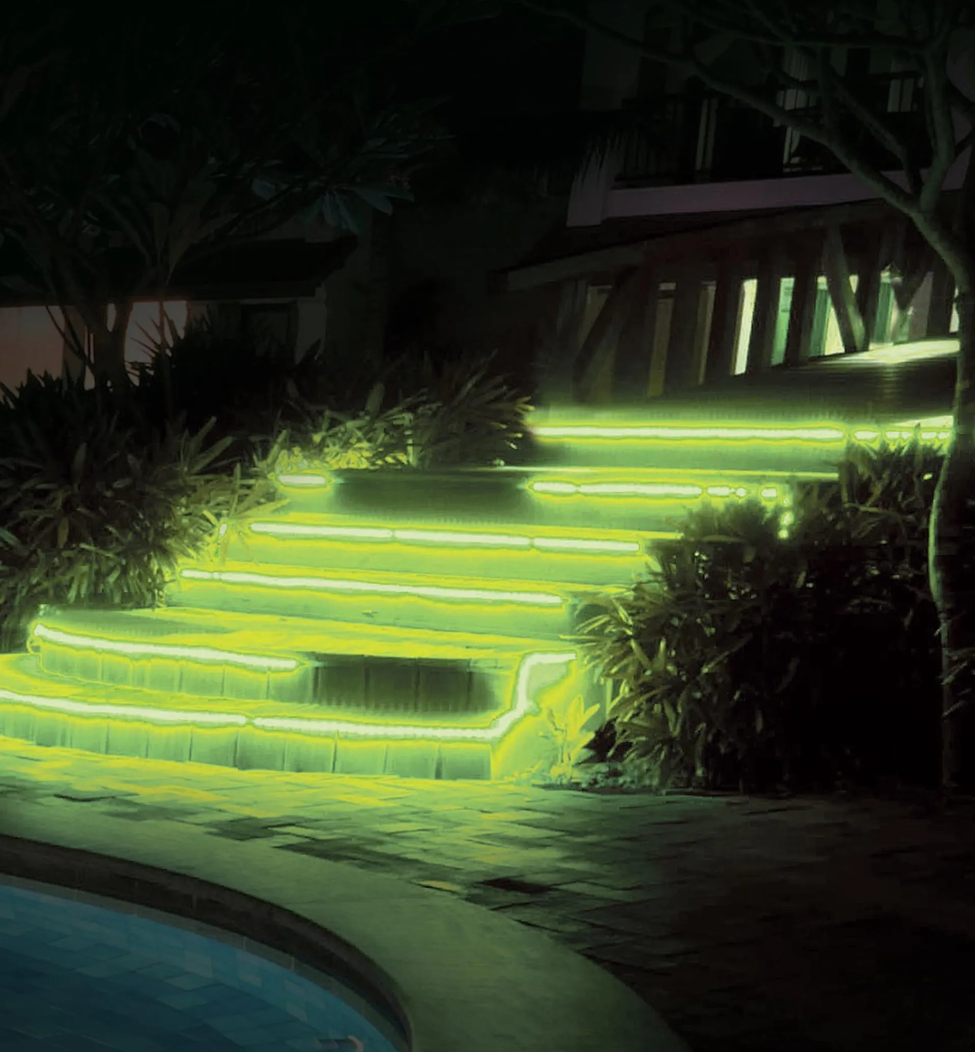 Lee Valley Color-Controlled (RGB) LED Tape Lighting Kits (12V)