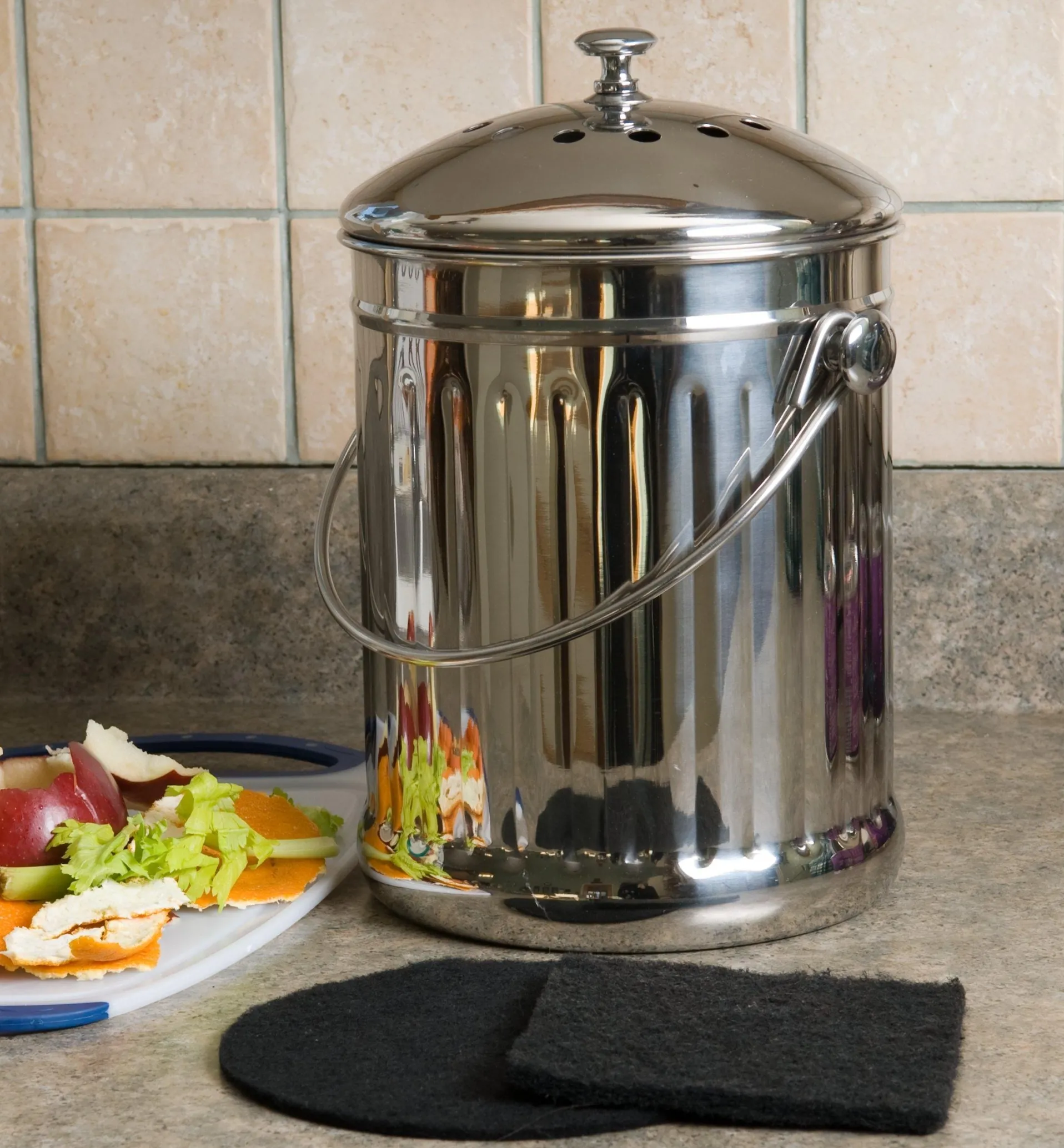 Lee Valley Countertop Compost Pail