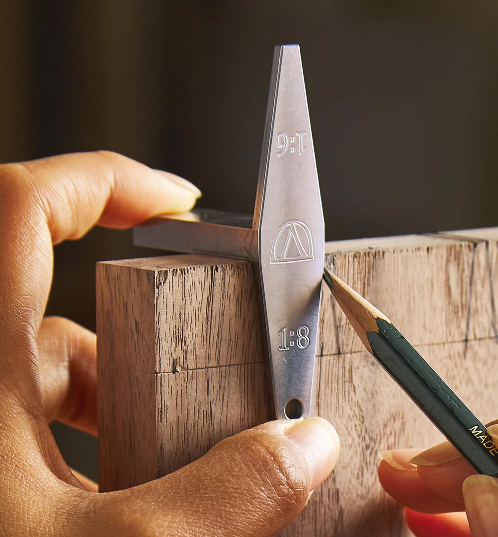 Lee Valley Crucible Dovetail Templates