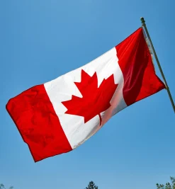 Lee Valley Deluxe Canadian Flag
