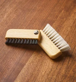 Lee Valley Detail Dusting Brush