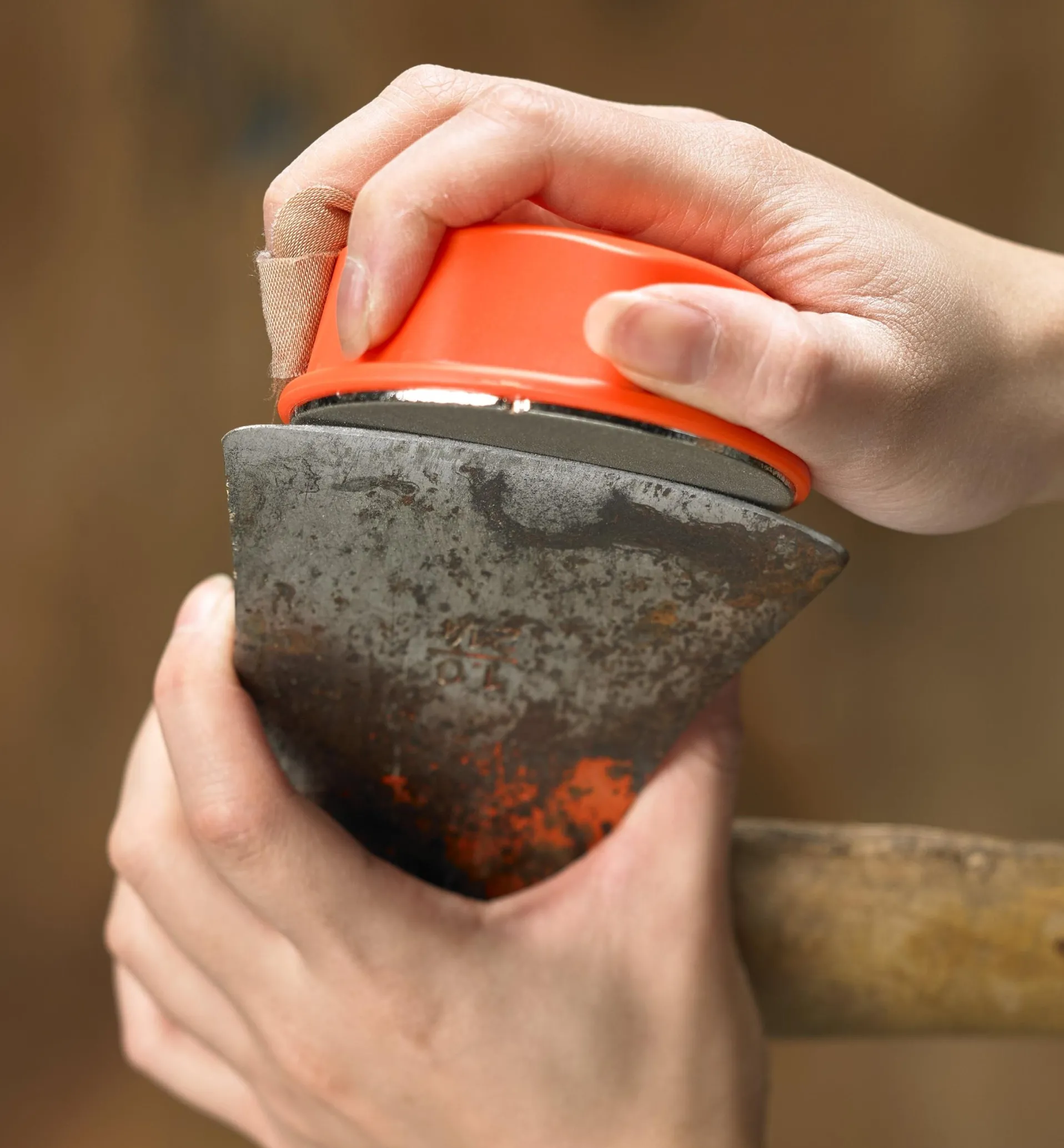 Lee Valley Double-Sided Axe Sharpener