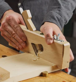 Lee Valley E.C. Emmerich Traditional Wooden Rabbet Plane