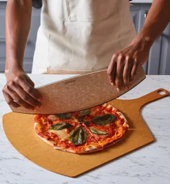 Lee Valley Epicurean Pizza Peel & Rocker Set