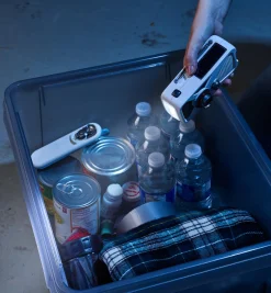 Lee Valley Eton Crank Emergency Weather Radio