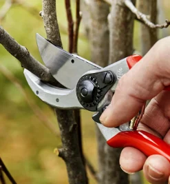 Lee Valley Felco #2 Classic Pruner