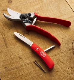 Lee Valley Felco Classic #2 Pruner & Pocket Knife
