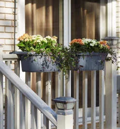 Lee Valley Fence & Railing Planters