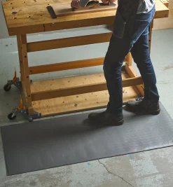 Lee Valley Foam-Cell Anti-Fatigue Bench Mat