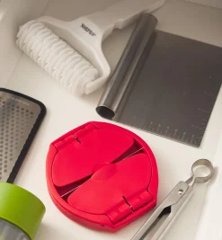 Lee Valley Folding Apple Slicer