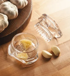 Lee Valley Garlic Mincer