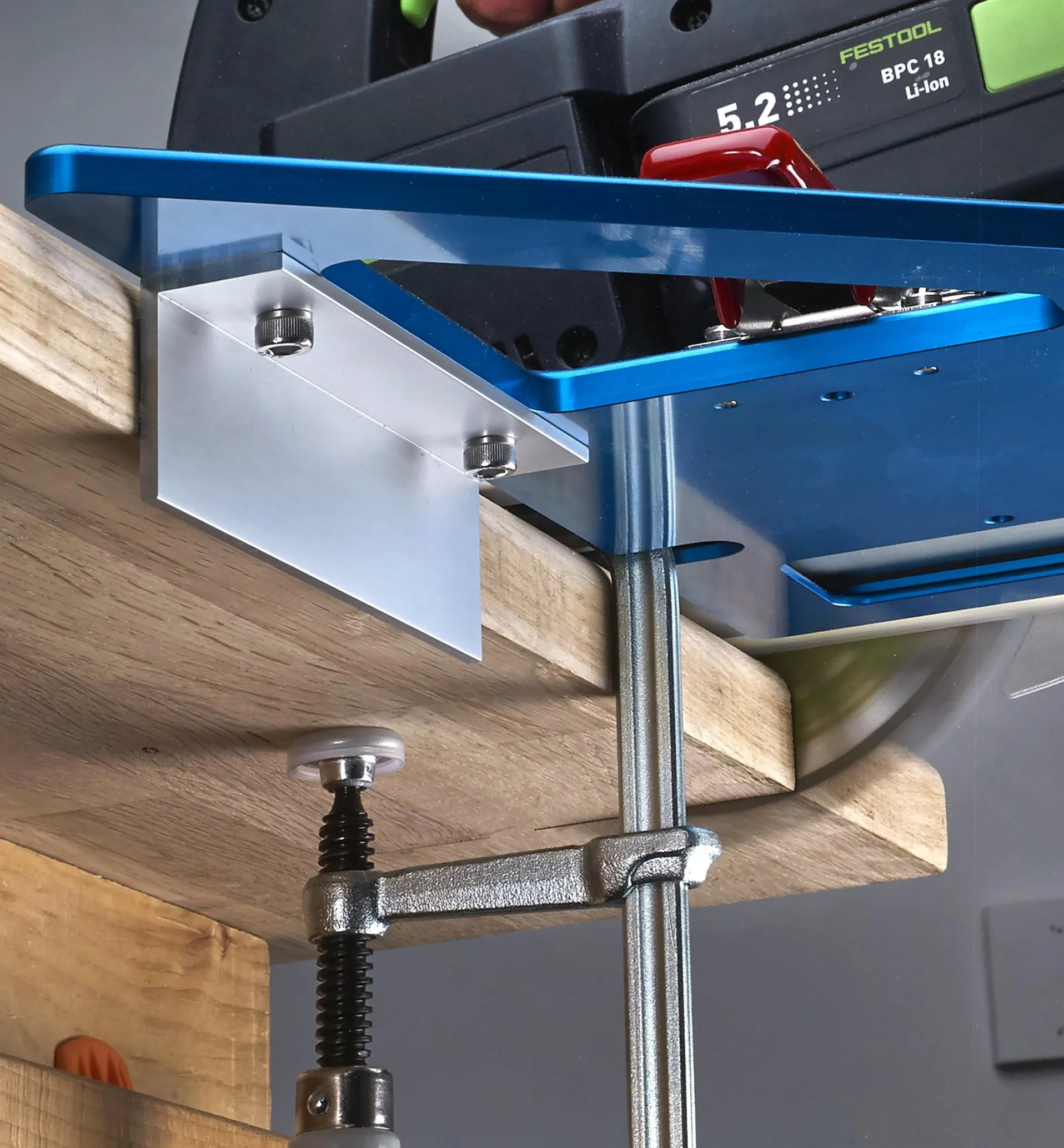 Lee Valley GRS-16 Guide Rail Square