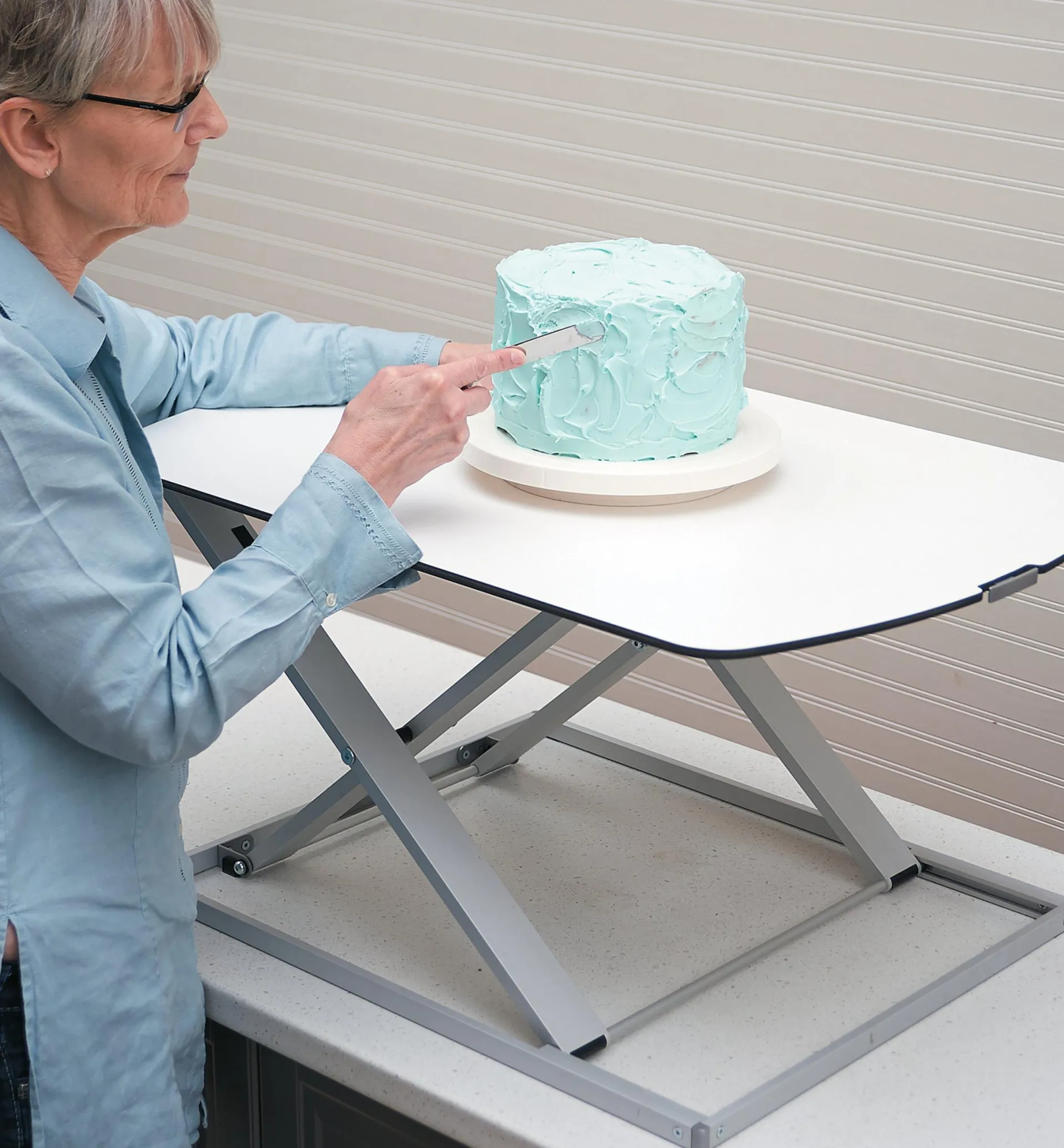 Lee Valley Height-Adjustable Work Stand