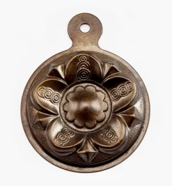 Lee Valley Horton Flower Bed Bolt Covers