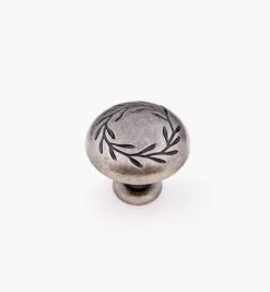 Lee Valley Inspirations Leaf Motif Knobs