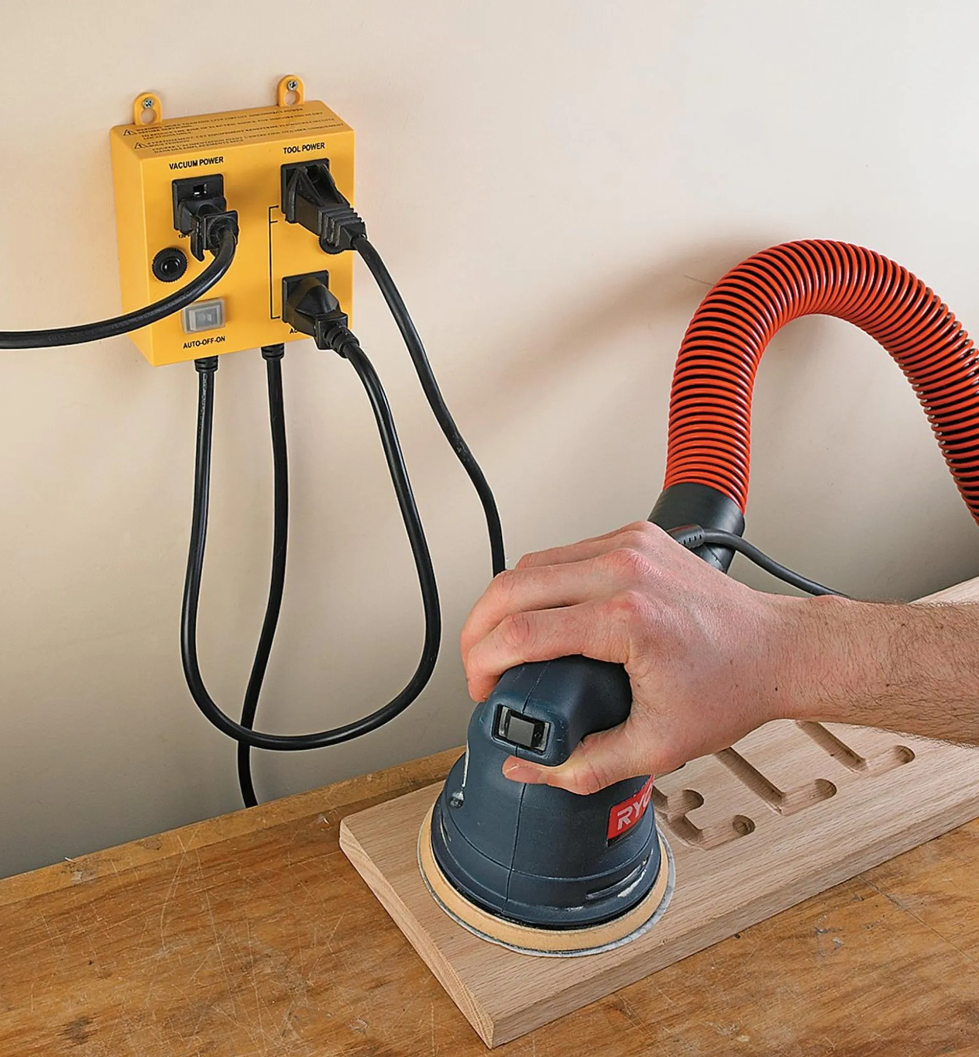 Lee Valley IVAC Automatic Vacuum Switch