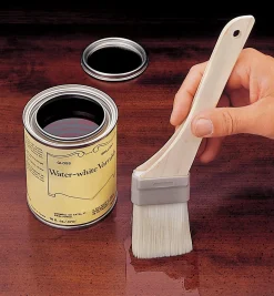 Lee Valley Japanese Varnish Brush