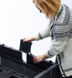 Lee Valley Large Vegepod Container Garden