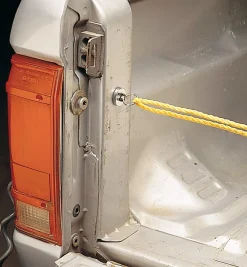 Lee Valley Magnetic Cord Holder