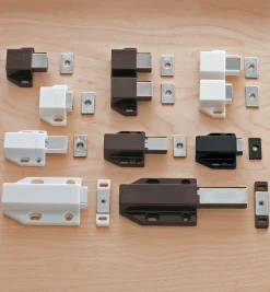 Lee Valley Magnetic One-Touch Latches