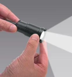 Lee Valley Magnetic-Mount LED Work Light