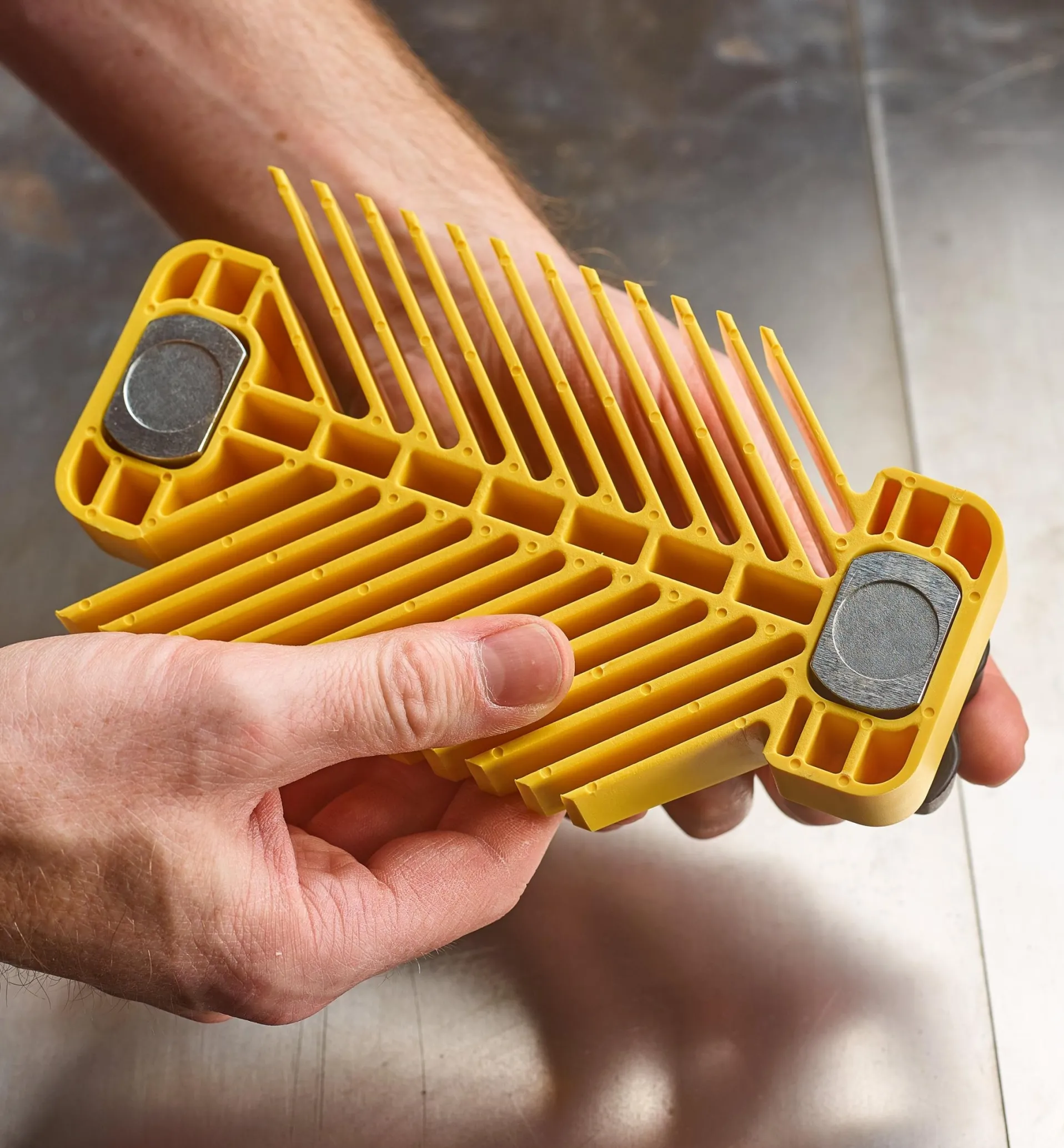 Lee Valley MagSwitch Universal Featherboard