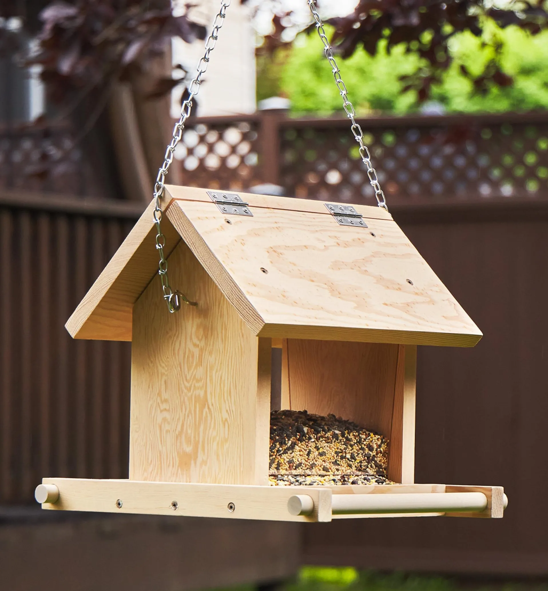 Lee Valley Make It Yourself Bird Feeder Kit