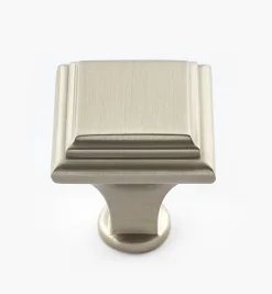 Lee Valley Manor Square Knobs