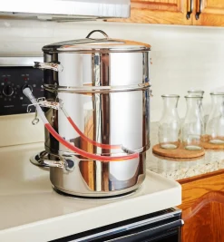 Lee Valley Mehu-Liisa Steamer/Juicer