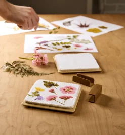 Lee Valley Microwave Flower Press