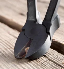 Lee Valley Nail Hunter