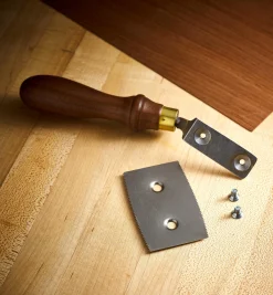 Lee Valley Pax Veneer Saw