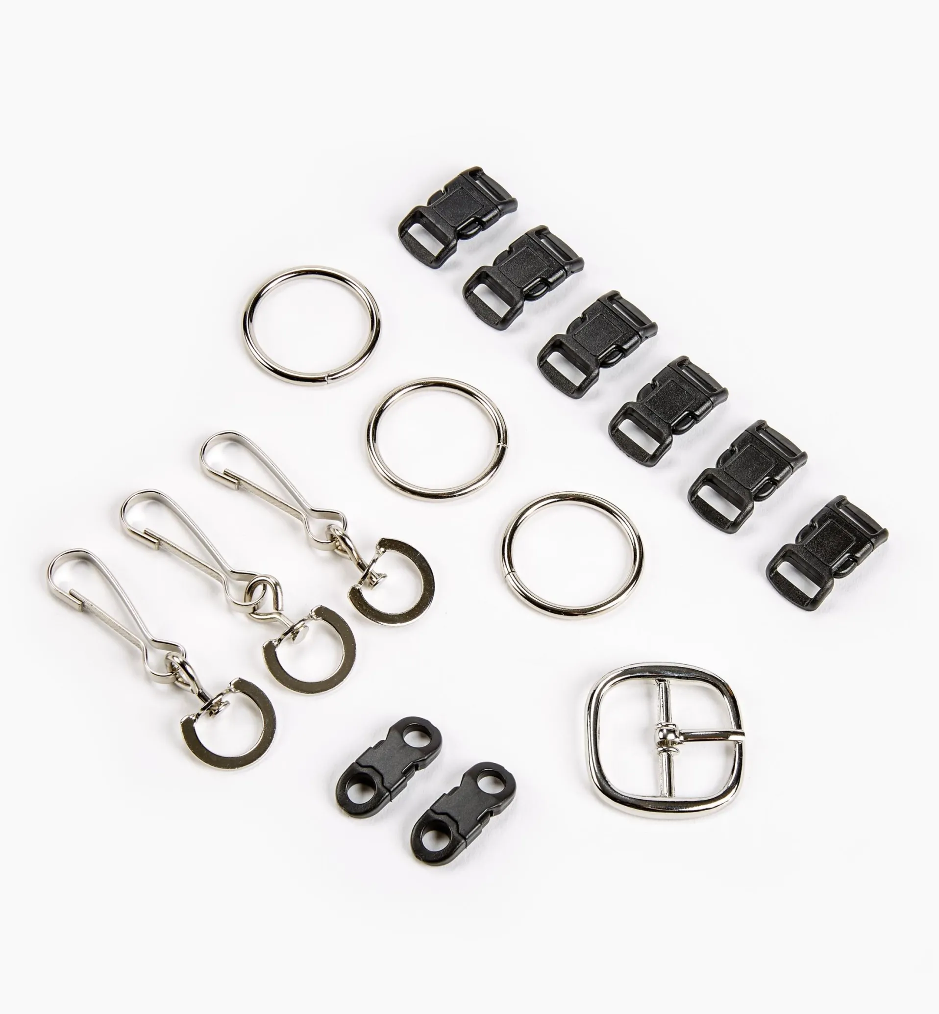 Lee Valley 15-Piece Set Of Assorted Paracord Findings