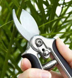 Lee Valley Pocket Pruner
